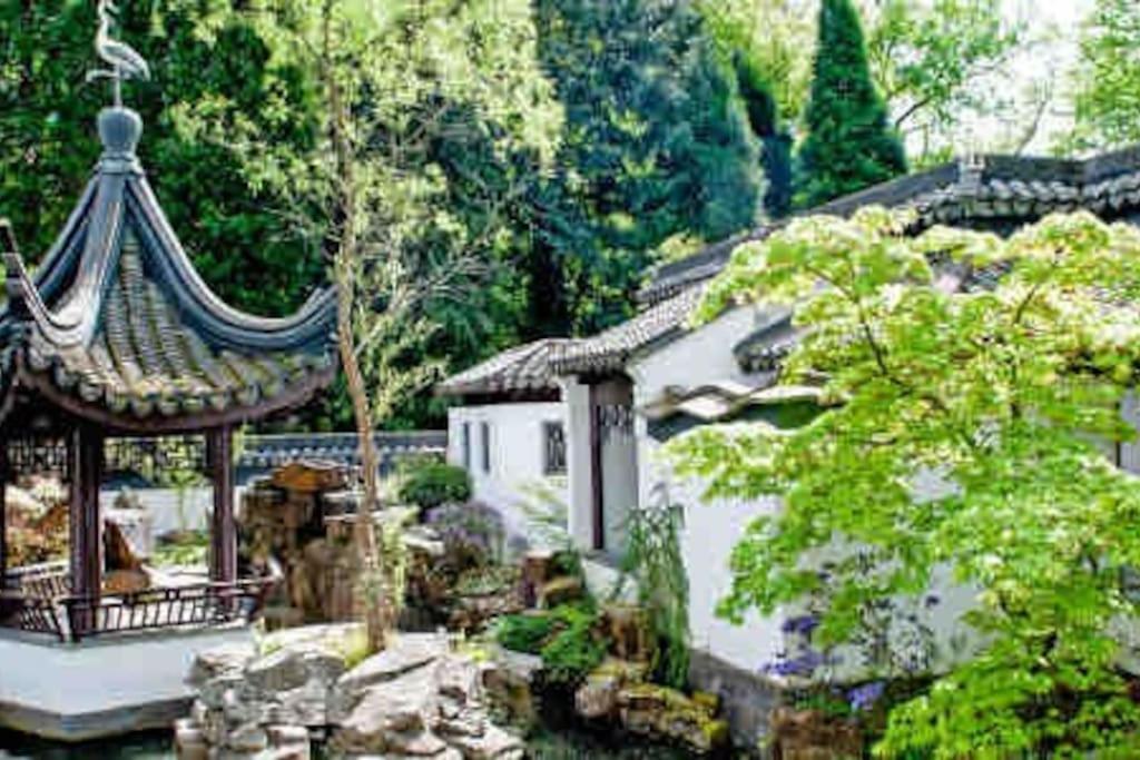 波鸿Suburban Jungle公寓 外观 照片